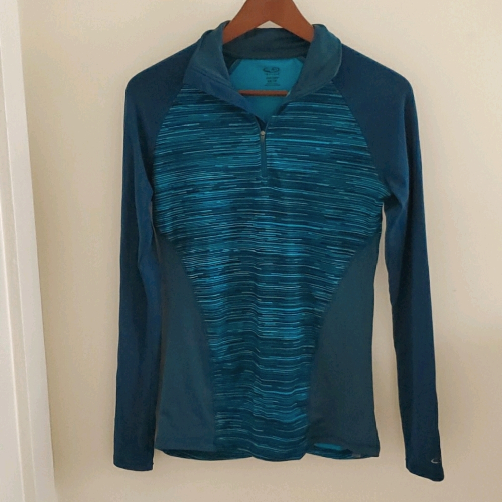 Athletic top